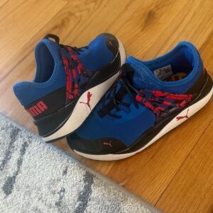 Puma Kids Sneakers- size 1.5Y